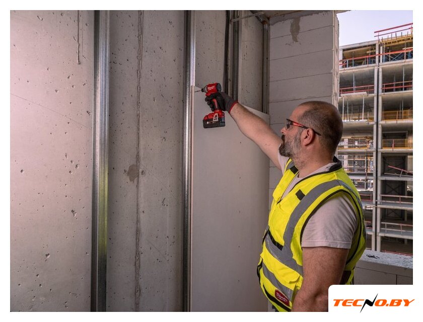 Винтоверт Milwaukee M18 BLIDRCMC-402C 4933499457 (с 2-мя АКБ, кейс) - Изображение №6 — Интернет-Магазин TECNO.BY