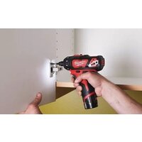 Milwaukee M12 BD-202C 4933441900 (с 2-мя АКБ, кейс) Image #4