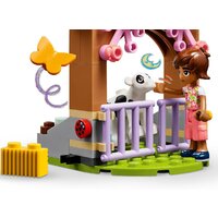 LEGO Friends Autumn's Baby Cow Shed 42607 Image #7