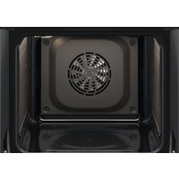 Electrolux SurroundCook 600 EOF5C50BX Image #5