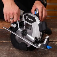 Дисковая (циркулярная) пила Deko DKCS20DA PRO 085-1156 (с 1-им АКБ) - Превью изображения №7 — Интернет-Магазин TECNO.BY