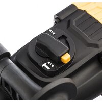 Перфоратор Denzel RH-400-12 - Превью изображения №4 — Интернет-Магазин TECNO.BY