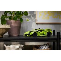 Конструктор LEGO Technic 42161 Lamborghini Huracan Tecnica - Превью изображения №8 — Интернет-Магазин TECNO.BY