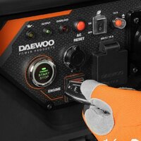 Бензиновый генератор Daewoo Power GDA 11000DPEi-3 - Превью изображения №11 — Интернет-Магазин TECNO.BY