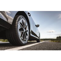 Ikon Nordman SZ2 215/50R17 95W Image #9